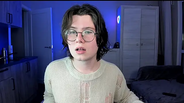 Snapshot of Derek_Shameless chatting on May 2026 09:20:02 PM Derek Shameless online show from May 2026 09:20:02 PM