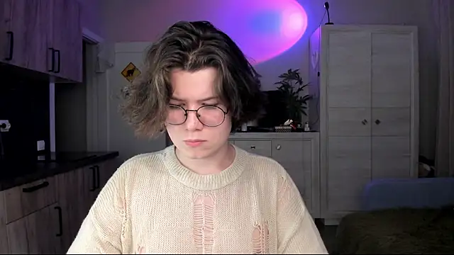 Snapshot of Derek_Shameless chatting on July 2026 09:17:01 PM Derek Shameless online show from July 2026 09:17:01 PM