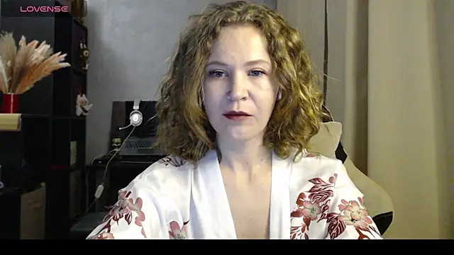 Snapshot of harpermoss chatting on September 2025 07:14:02 PM harpermoss online show from September 2025 07:14:02 PM