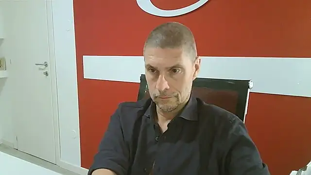 Snapshot of max79ve31 chatting on July 2026 12:09:01 PM max79ve31 online show from July 2026 12:09:01 PM