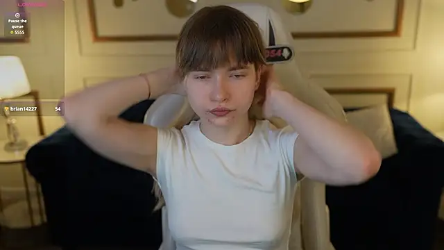 Snapshot of Ava_kiss054 chatting on February 2026 03:38:01 PM Ava kiss054 online show from February 2026 03:38:01 PM