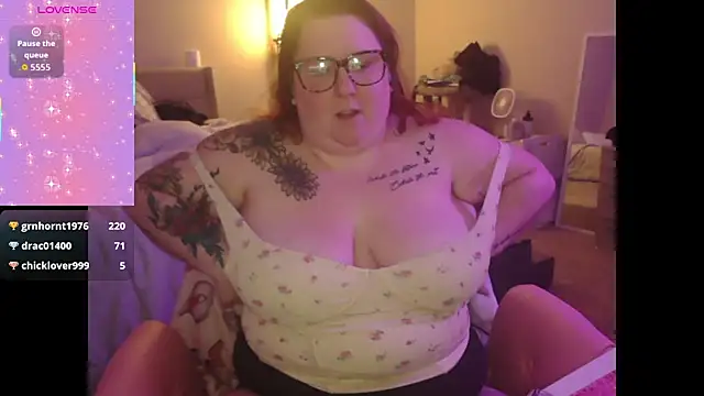 brookenicole3003 online show from November 2025 10:32:02 PM