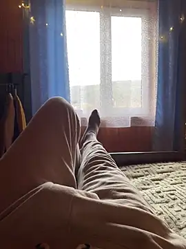 Snapshot of Klark_ chatting on November 2025 01:54:02 PM Klark online show from November 2025 01:54:02 PM