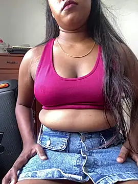 Snapshot of vinushi chatting on September 2025 06:57:02 AM vinushi online show from September 2025 06:57:02 AM