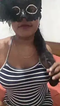 Snapshot of vinushi chatting on October 2025 02:17:02 AM vinushi online show from October 2025 02:17:02 AM