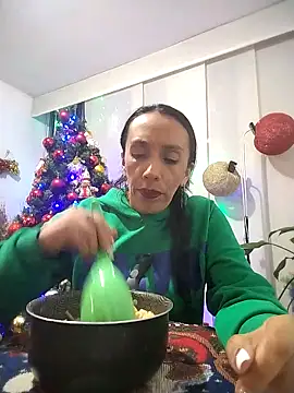 Shantey Laurent online show from November 2025 12:42:01 AM