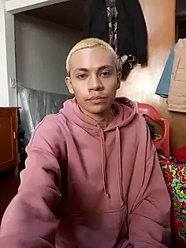 kittymutant99 online show from April 2026 05:47:01 PM