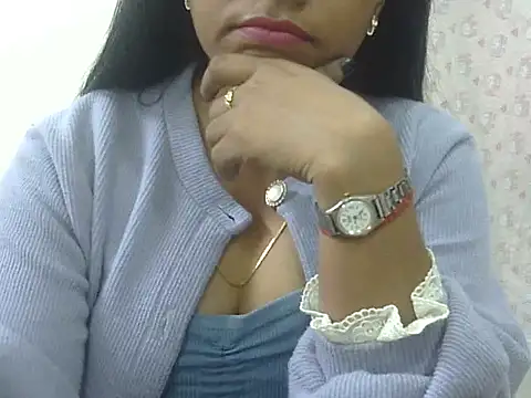 MISS SOMIYA online show from November 2025 05:01:02 PM