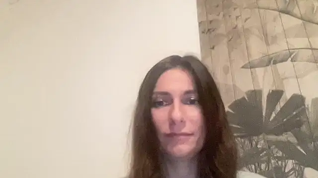 Snapshot of Morravyn chatting on November 2025 06:35:01 PM Morravyn online show from November 2025 06:35:01 PM