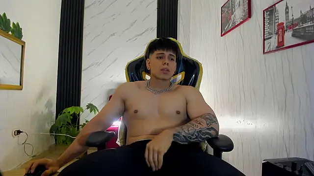 xKevyn online show from November 2025 12:16:01 PM