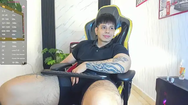 xKevyn online show from November 2025 12:38:01 PM