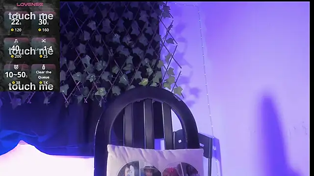 Snapshot of SussanMillerr_ chatting on September 2025 05:09:02 AM SussanMillerr  online show from September 2025 05:09:02 AM