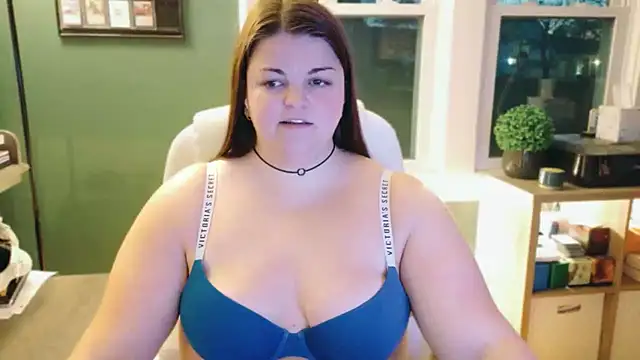 PlayWithBrittany online show from November 2025 10:09:02 PM