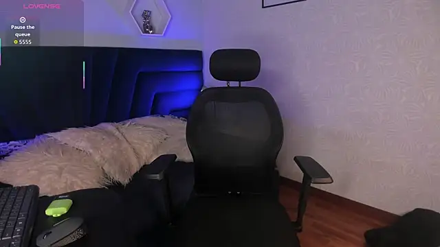 artemis nyx online show from November 2025 08:30:02 PM