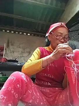 -Xuka-200 online show from December 2025 01:25:02 AM