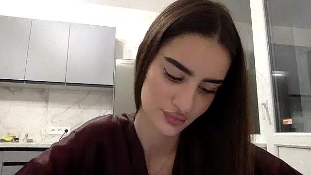 Kavyyr online show from December 2025 04:05:01 PM