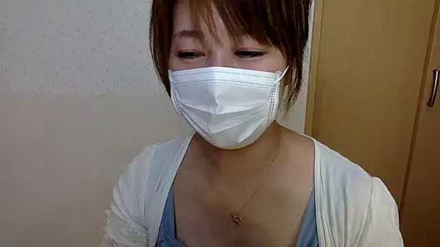 Snapshot of kitty_kyoto chatting on October 2025 03:09:01 PM kitty kyoto online show from October 2025 03:09:01 PM