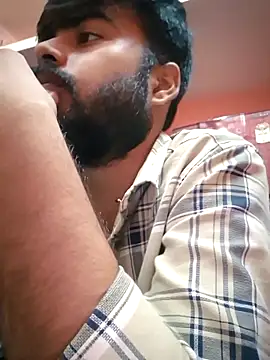 soniriyaa010101 online show from November 2025 08:43:02 PM