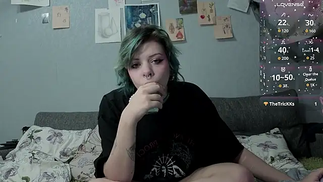 Alice Zev online show from October 2025 05:12:01 PM