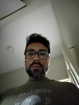 Snapshot of Mac50rus chatting on September 2025 05:18:01 AM Mac50rus online show from September 2025 05:18:01 AM