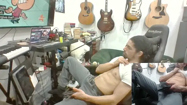 Snapshot of Stringin69 chatting on February 2026 07:35:01 AM Stringin69 online show from February 2026 07:35:01 AM