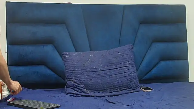 Angell cooper online show from February 2026 01:43:01 PM