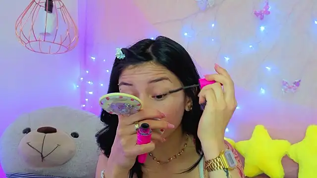 april bennett online show from February 2026 01:18:02 PM