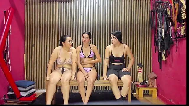 Snapshot of VantablackBDSMShow_ chatting on March 2026 12:42:02 PM VantablackBDSMShow online show from March 2026 12:42:02 PM