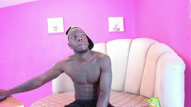 kingmaverickx online show from October 2025 12:01:02 PM