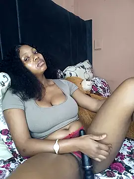 MilfBoobsxx online show from November 2025 04:29:02 PM