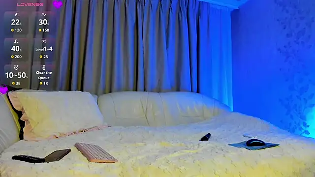 Snapshot of dark_summer chatting on November 2025 06:29:02 PM dark summer online show from November 2025 06:29:02 PM