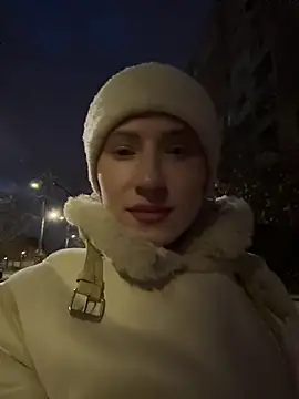 Snapshot of dark_summer chatting on November 2025 03:01:02 PM dark summer online show from November 2025 03:01:02 PM