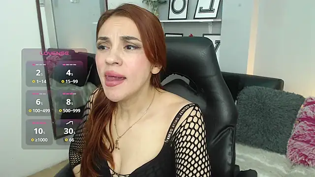 Snapshot of KendallWood_ chatting on July 2026 03:55:01 AM KendallWood online show from July 2026 03:55:01 AM