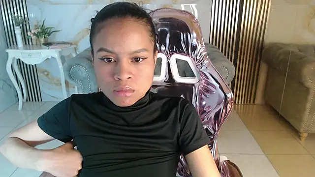 Snapshot of catalina5_s chatting on February 2026 01:10:01 PM catalina5 s online show from February 2026 01:10:01 PM