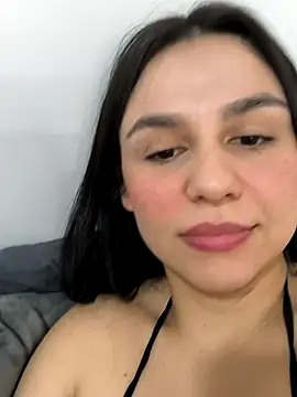 Daniela-rosee online show from September 2025 10:00:01 PM