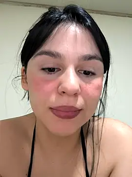 Daniela-rosee online show from April 2026 11:31:02 PM