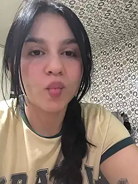 Snapshot of Daniela-rosee chatting on July 2026 03:17:02 AM Daniela-rosee online show from July 2026 03:17:02 AM
