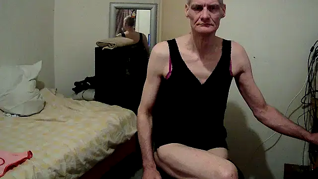 hobybobbi online show from September 2025 08:45:02 PM