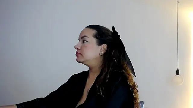 Snapshot of Dulce__Lovee chatting on September 2025 01:33:01 PM Dulce  Lovee online show from September 2025 01:33:01 PM
