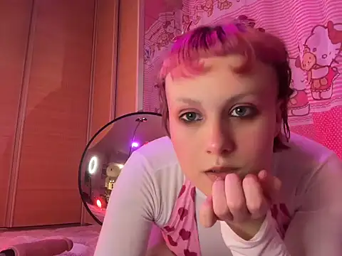 Snapshot of MystiqueRoxy chatting on September 2025 01:49:02 AM MystiqueRoxy online show from September 2025 01:49:02 AM