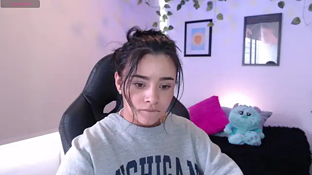 MarilynWhite  online show from October 2025 05:30:01 PM