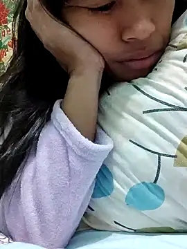 Snapshot of Sweet_Asian25 chatting on December 2024 05:55:01 PM Sweet Asian25 online show from December 2024 05:55:01 PM