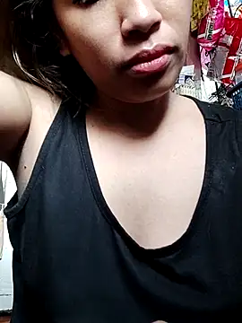 Snapshot of Sweet_Asian25 chatting on July 2026 10:05:01 PM Sweet Asian25 online show from July 2026 10:05:01 PM