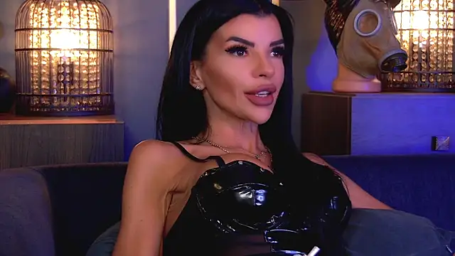 Snapshot of EleniaDevons chatting on June 2026 10:30:02 AM EleniaDevons online show from June 2026 10:30:02 AM