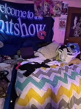 shortywidaphatty online show from October 2025 02:37:01 PM