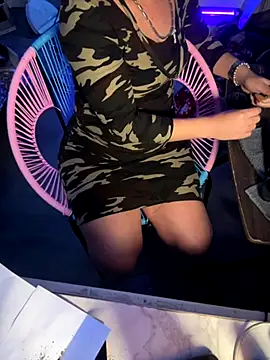 shortywidaphatty online show from October 2025 03:22:02 PM