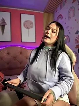 Megaan  More online show from September 2025 02:22:02 AM