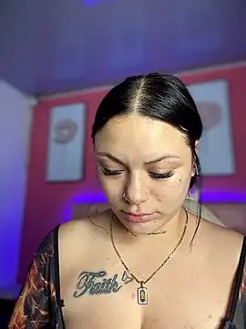 Megaan  More online show from January 2026 01:31:02 AM