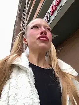 Sugar Pop online show from September 2025 01:24:02 PM