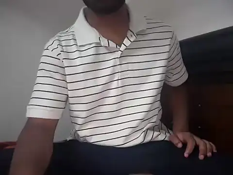 bossyjuicy online show from April 2026 12:47:02 PM
